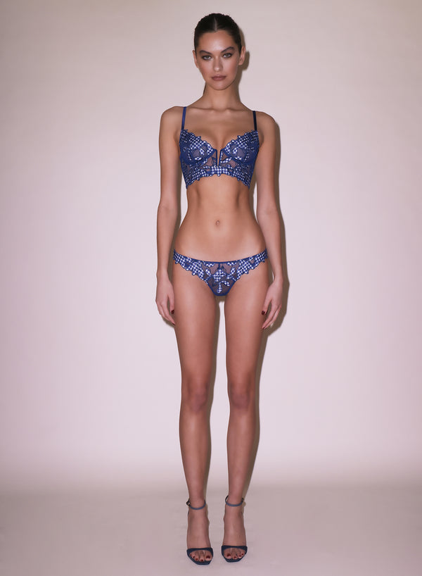 Lily Embroidery Hipster Thong-starry blue gingham | Fleur du Mal