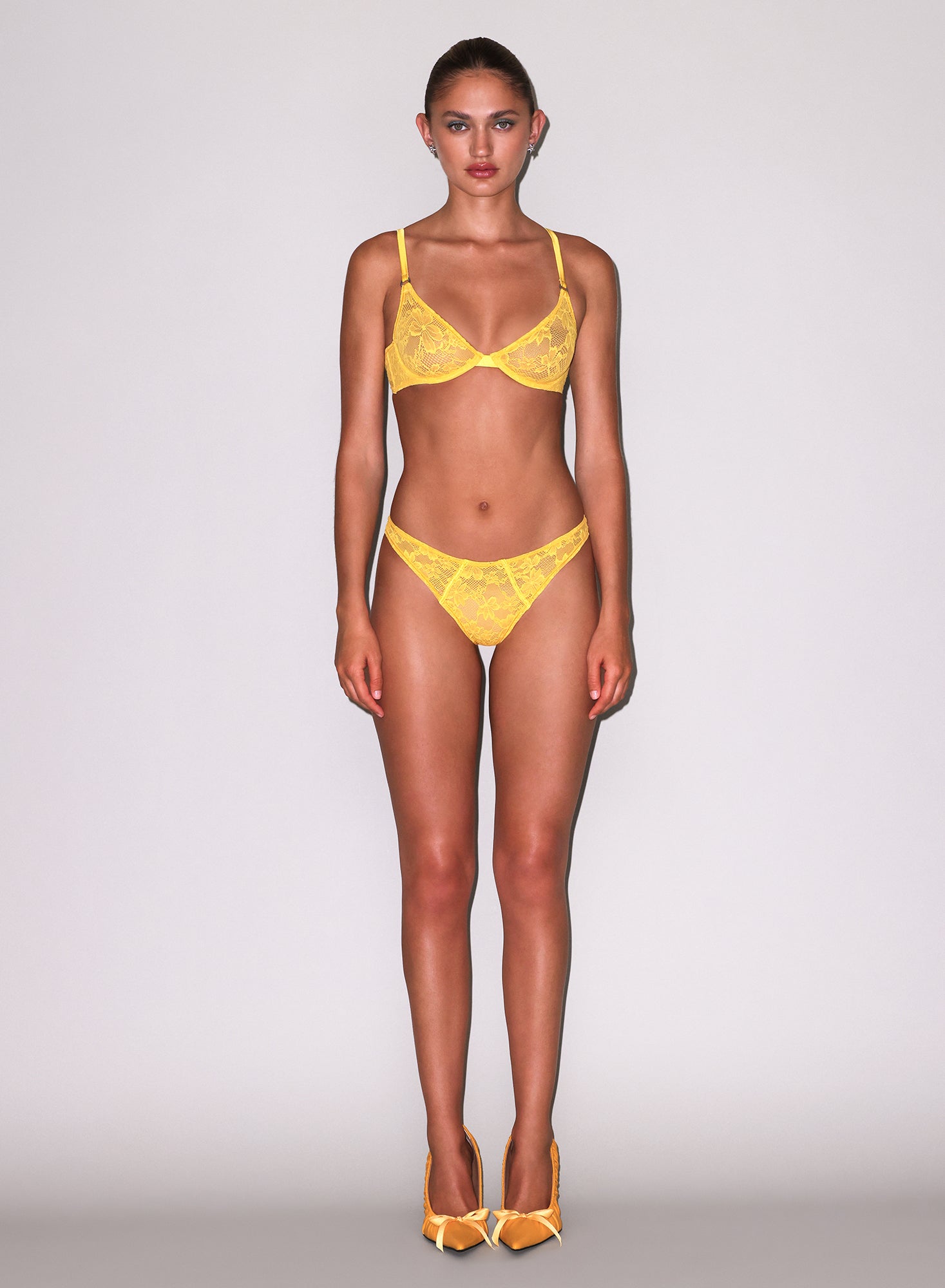 Le Stretch Lace Demi Bra- lemon yellow- Fleur du Mal- full