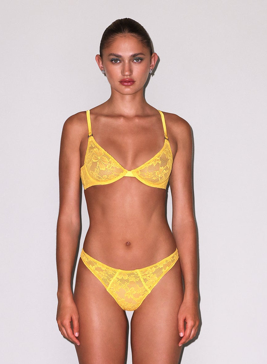 Le Stretch Lace Demi Bra- lemon yellow- Fleur du Mal- full