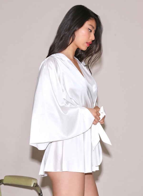 Angel Sleeve Robe-creme | Fleur du Mal