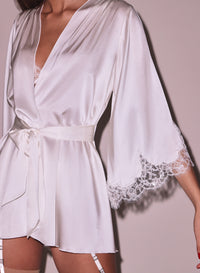 Daphne Lace Angel Sleeve Robe