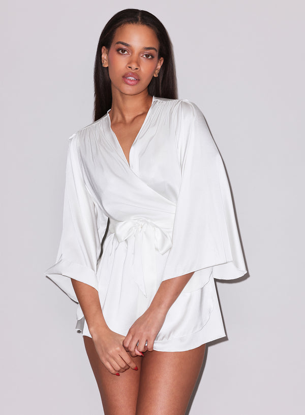Ivory - Angel Sleeve Robe | Fleur du Mal