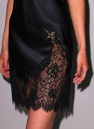 Black - Juliet Lace Mini Slip | Fleur du Mal