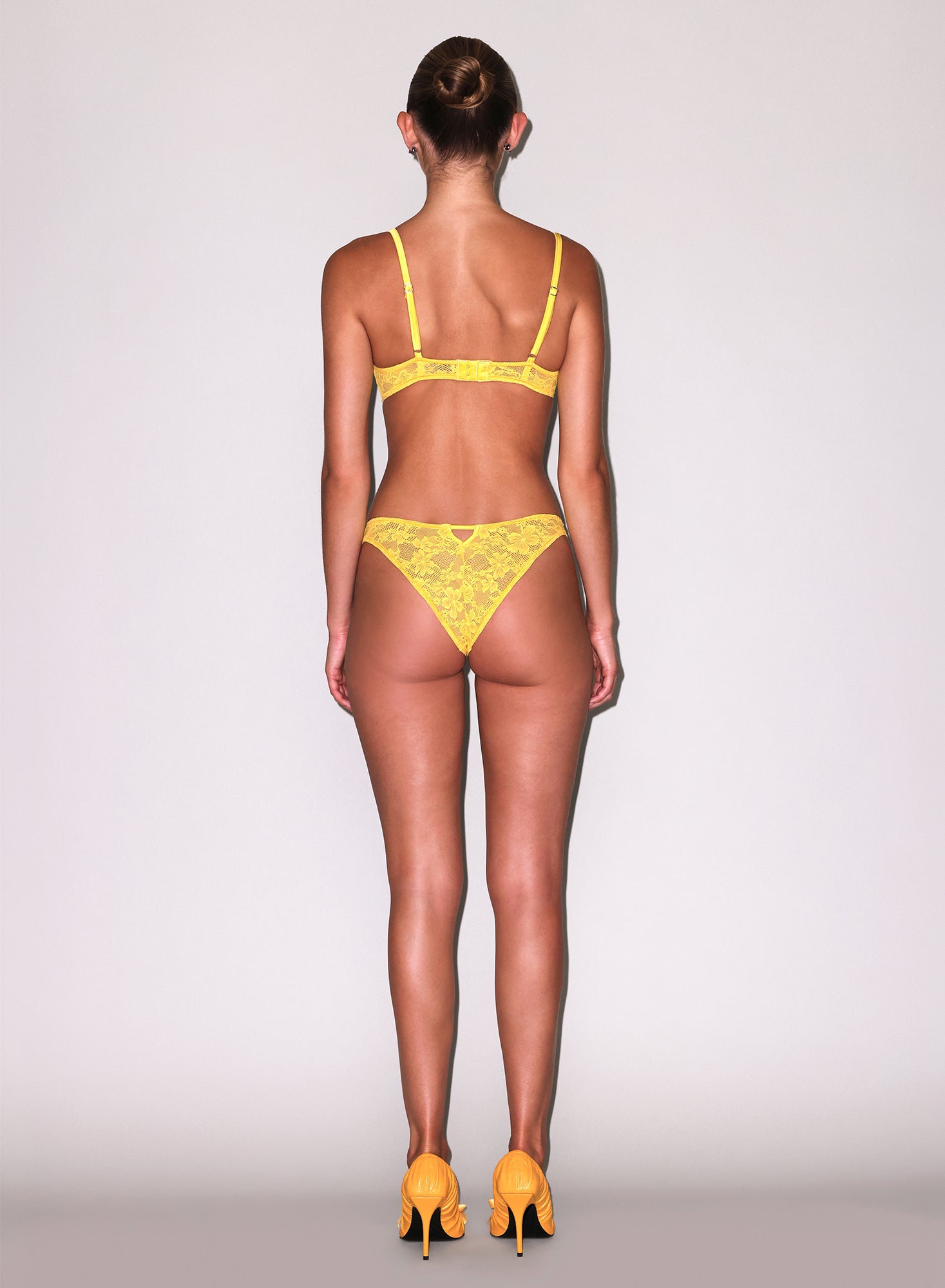 Le Stretch Lace Demi Bra- lemon yellow- Fleur du Mal-back