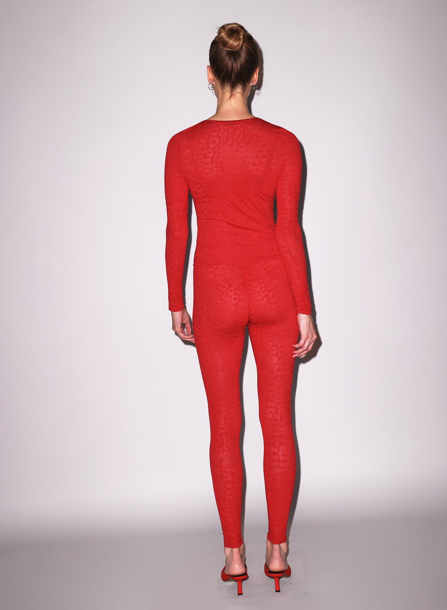 butter long sleeve tee in red
