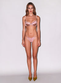 Seamless Luxe Balconette Bra & V-String in tan