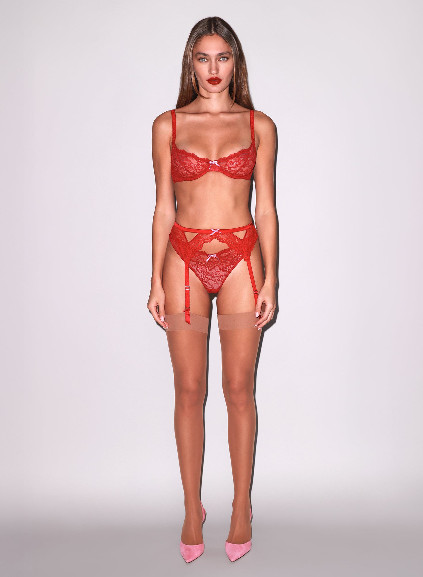 Bianca Lace Garter in red- fleur du mal