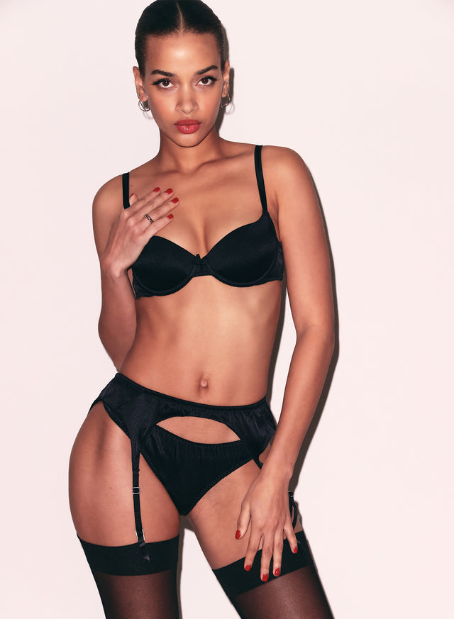 Black - Seamless Luxe Balconette Bra | Fleur du Mal