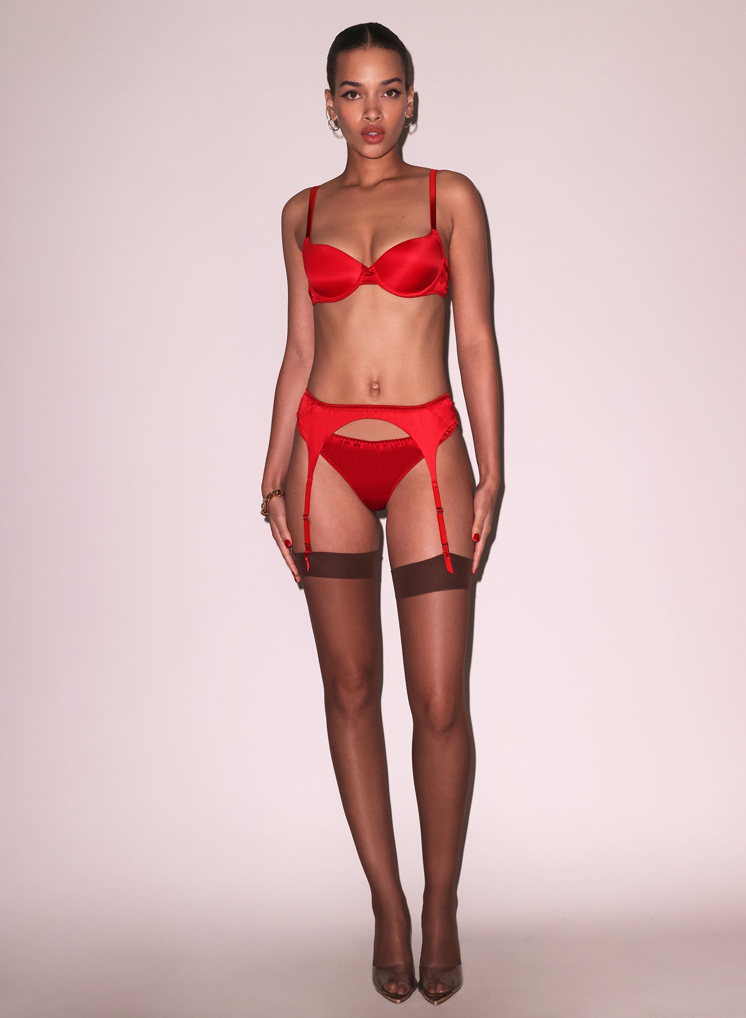 Luxe Classic Garter Belt