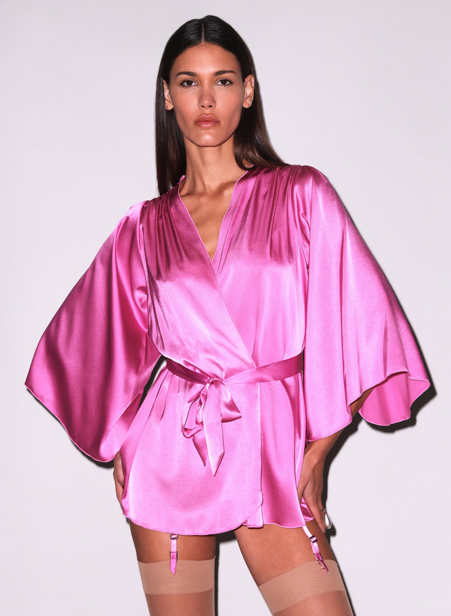 Angel Sleeve Robe- pink desire- Fleur du Mal-front