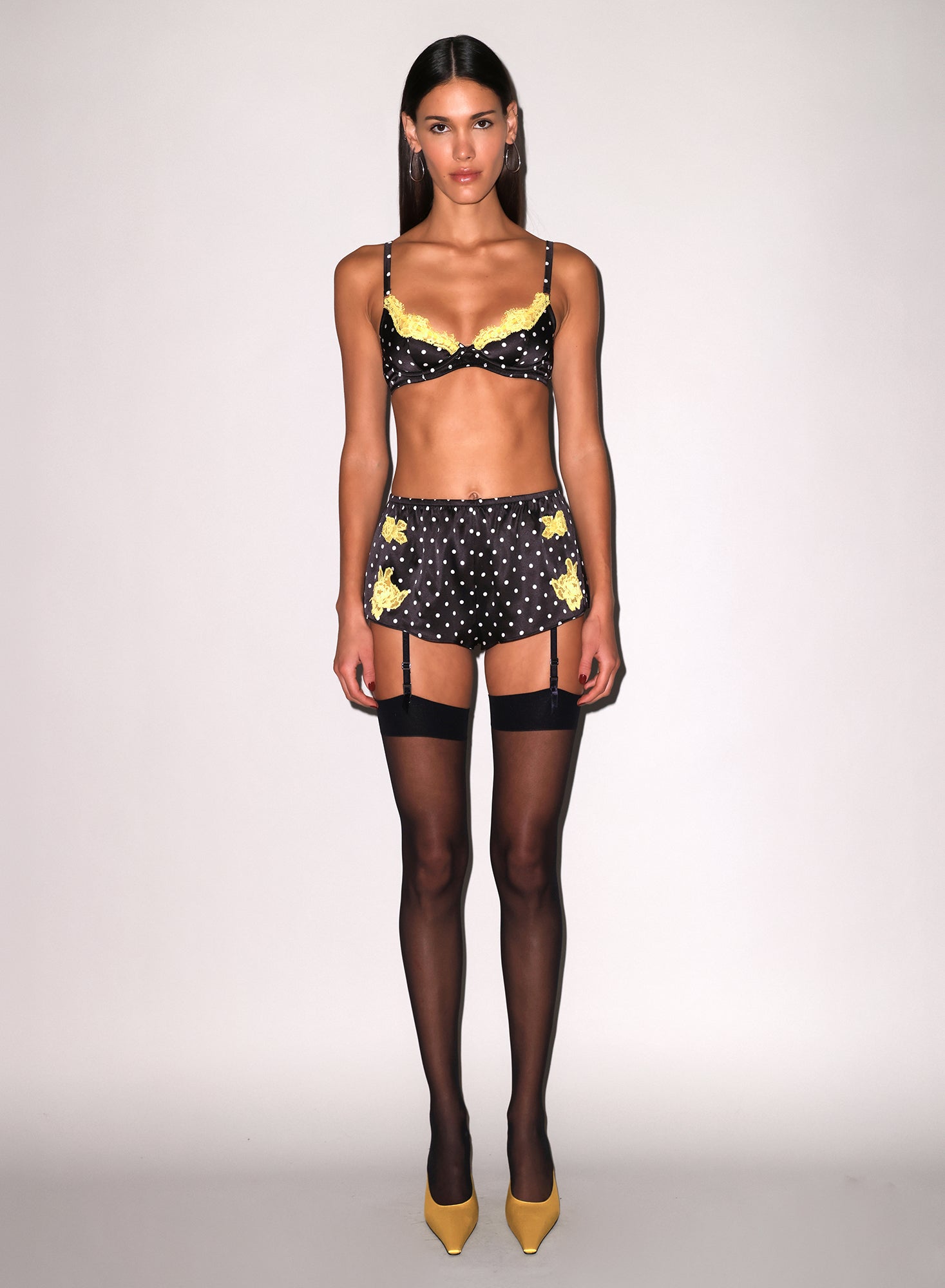 Juliet Lace Tap Short-black & yellow- Fleur du Mal