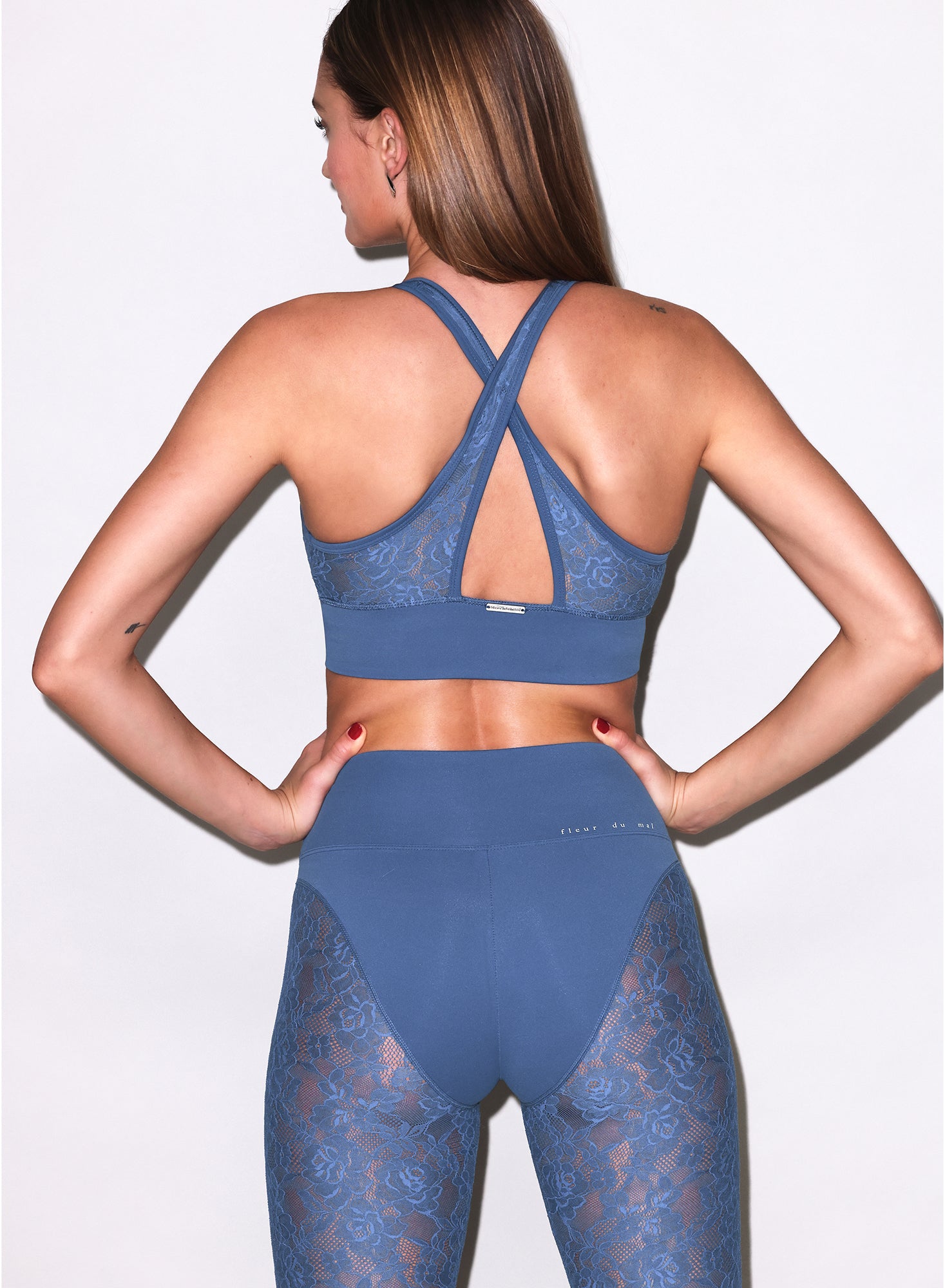 Le Stretch Lace Sports Bra- blue- Fleur du Mal