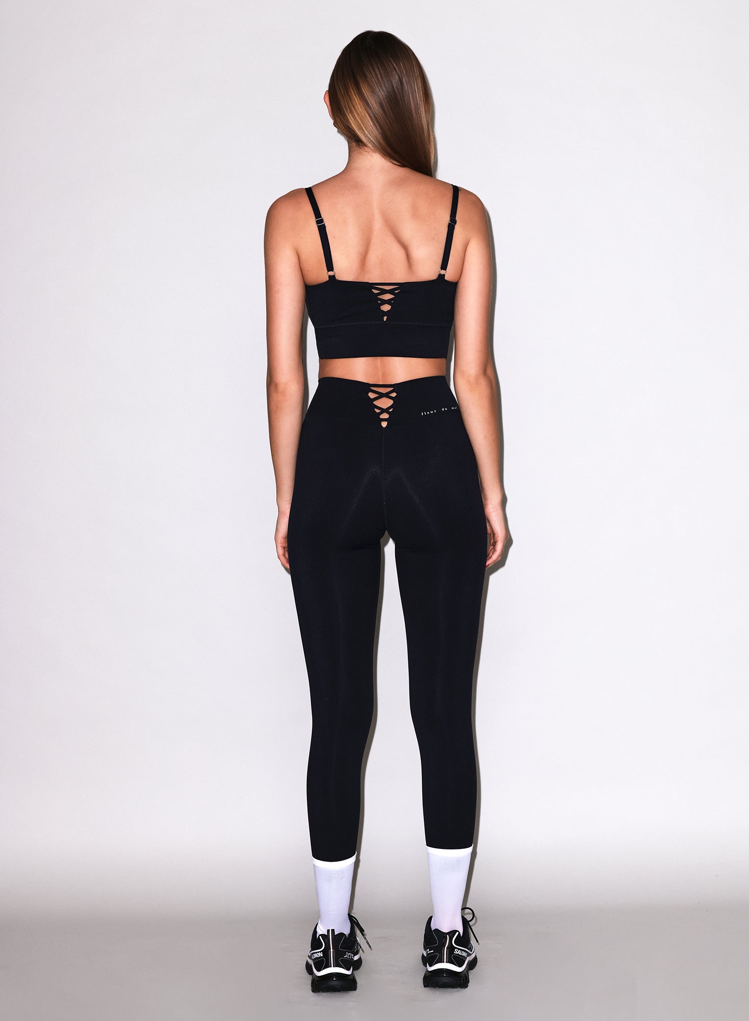 Sculpt Molded Sports Bra- black- Fleur du Mal