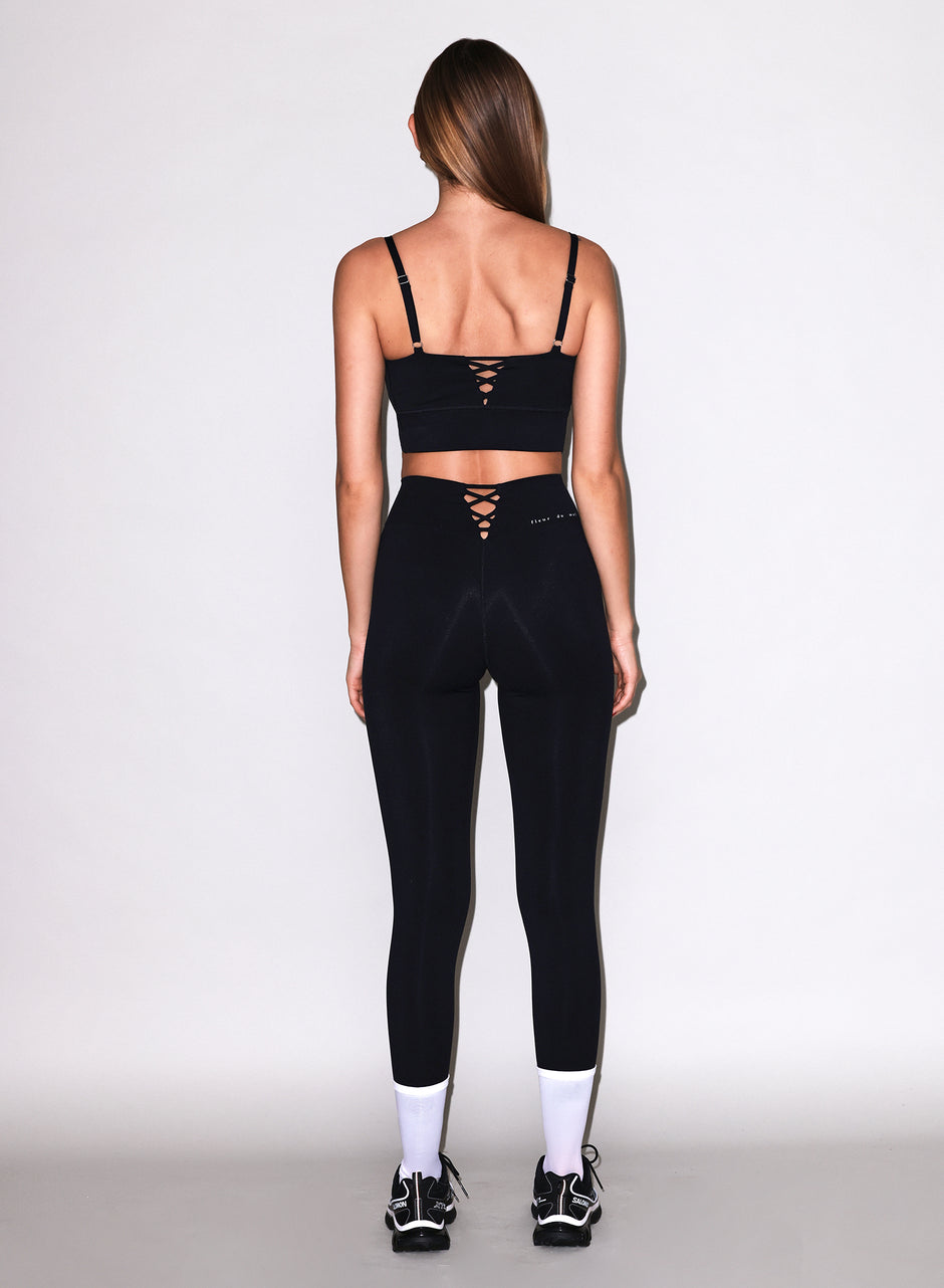 Black - Sculpt Molded Sports Bra | Fleur du Mal