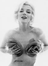 Unisex Marilyn Roses Tee