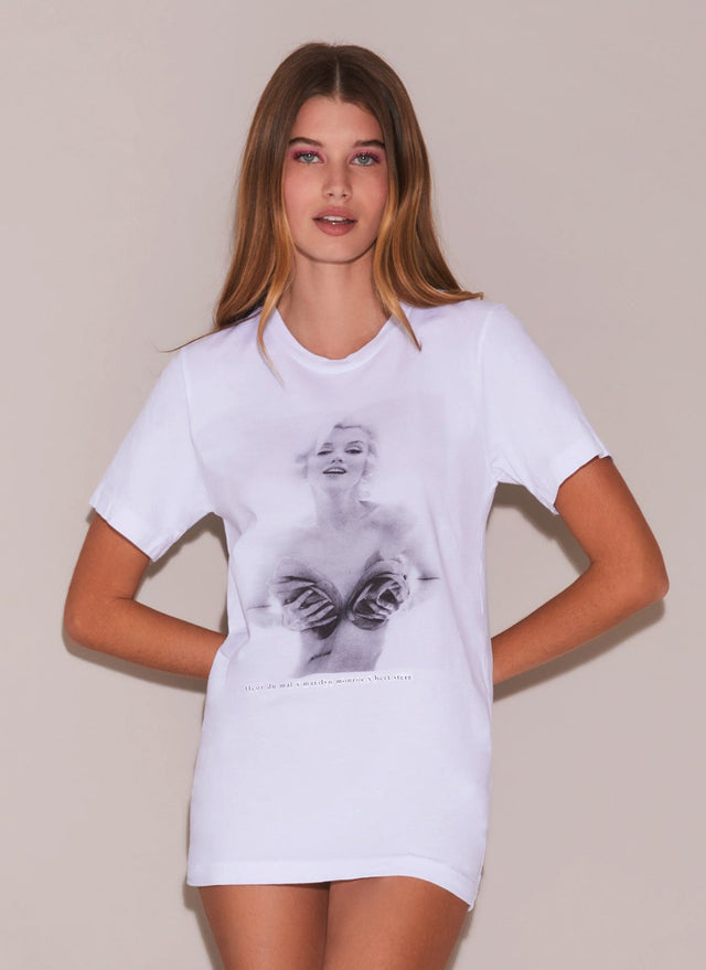 Ivory - Unisex Marilyn Roses Tee | Fleur du Mal