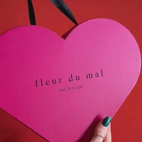 video-Charlotte Gift Set in rouge-Fleur du Mal