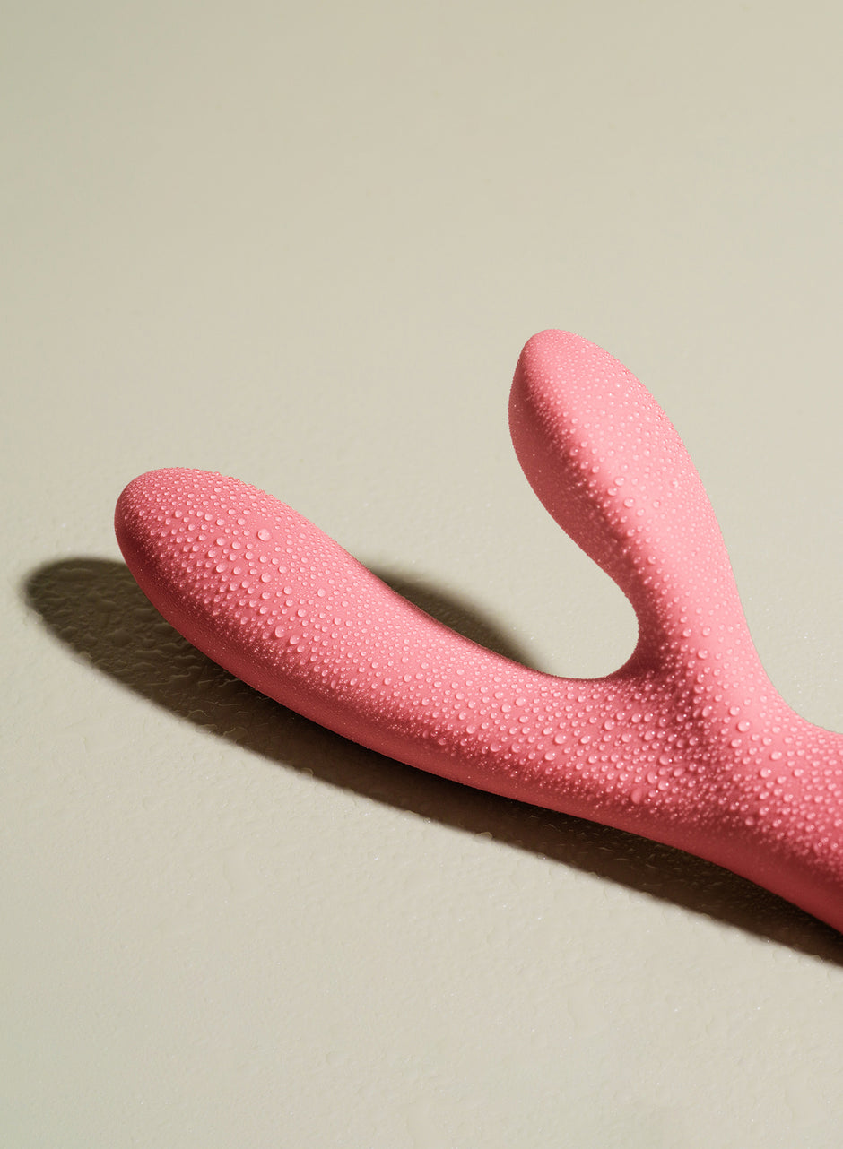 Pink Smile Makers The Artist Massager | Fleur du Mal Pink Smile Makers The Artist Massager | Fleur du Mal
